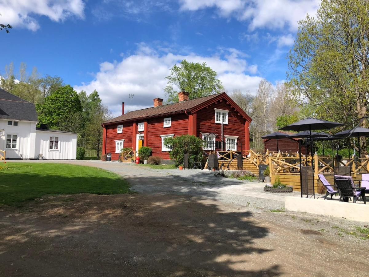 Bredsjoe Gamla Herrgard White Dream Mansion Hällefors Buitenkant foto